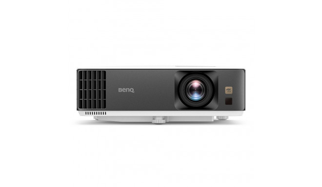 BenQ TK700 standard throw projektor 3200 ANSI luumenit DLP UHD 4K (3840x2160) 3D must, valge