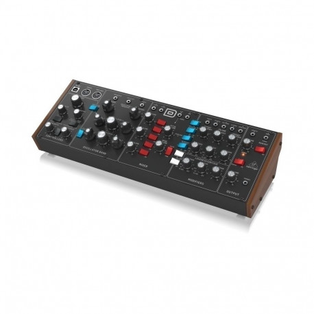 Behringer Model D must