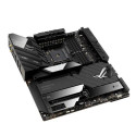ASUS ROG Crosshair VIII Extreme AMD X570 Socket AM4 Extended ATX