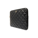 Guess Quilted 4G cover for a 16" laptop - black Guess Quilted 4G cover for a 16" laptop - black