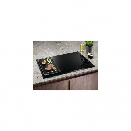 Electrolux Serie 700 EIS82453 Black Built-in 80 cm Zone induction hob 4 zone(s)