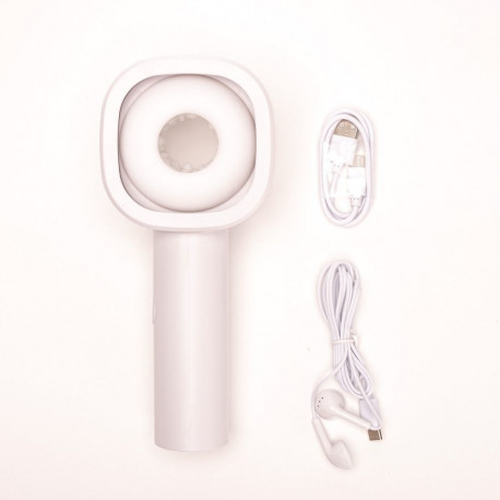 Masturbator Posuwisty Cyberskóra Ładowany Usb Biały