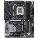 Emaplaat Gigabyte AMD AM5 AMD