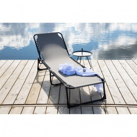 Lamamistool Majken, hall