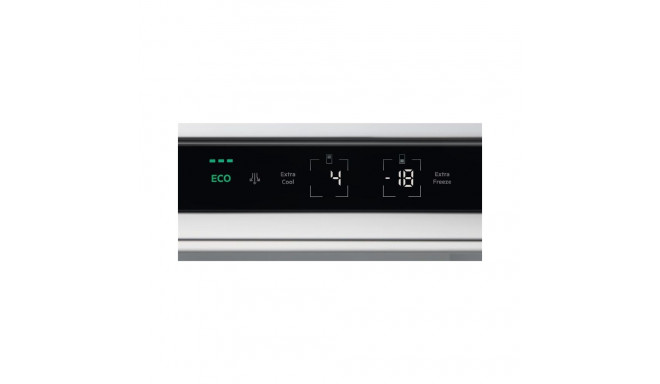 külmik BI TSC8M181DS AEG