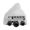 Mikrotik CRS504-4XQ-OUT hallatav L3 kiire Ethernet (10/100) toitega üle Etherneti (PoE) 1U valge võr
