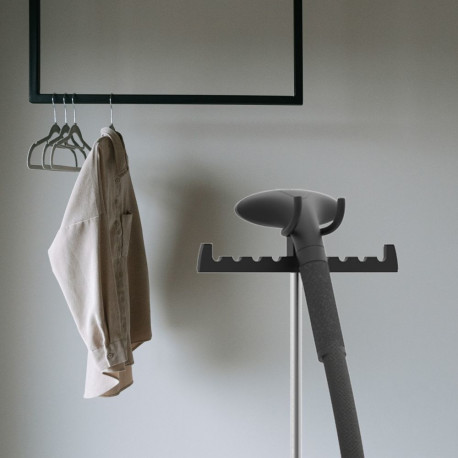 SteamOne P23 steamer, black