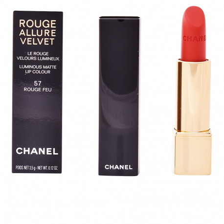 Chanel huulepulk Rouge Allure Velvet #57, tulepunane
