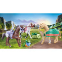 PLAYMOBIL WORLD OF HORSES kolm hobust sadulatega 71356