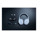Razer Multi-Platform Gaming Headset | Barracuda X Chroma | Bluetooth | Over-Ear | Microphone | Wirel