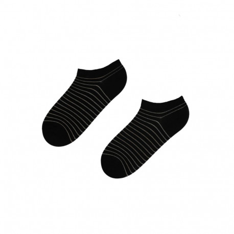 SOKISAHTEL PIIA musta värvi triibulised madalad puuvillased sokid 444