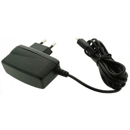 HTC адаптер питания microUSB TC-E150