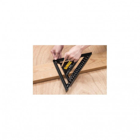 SPEED SQUARE DEWALT DWHT25228-0 30CM