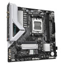 "Gigabyte B840M EAGLE WiFi6 (B840,AM5,mATX,DDR5)"