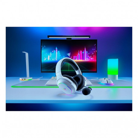 Razer Barracuda X Chroma valge (Bluetooth 5.3, USB-Dongle)