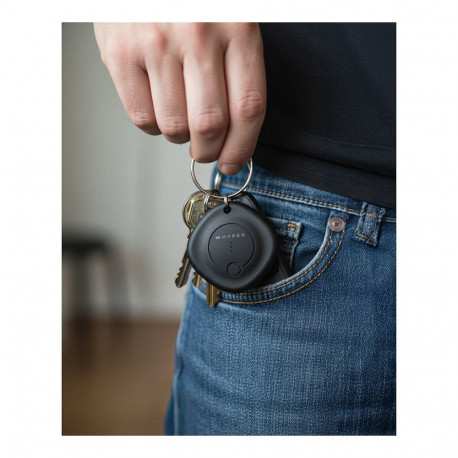 "TARGUS HyperShield Universal Find My Locator"