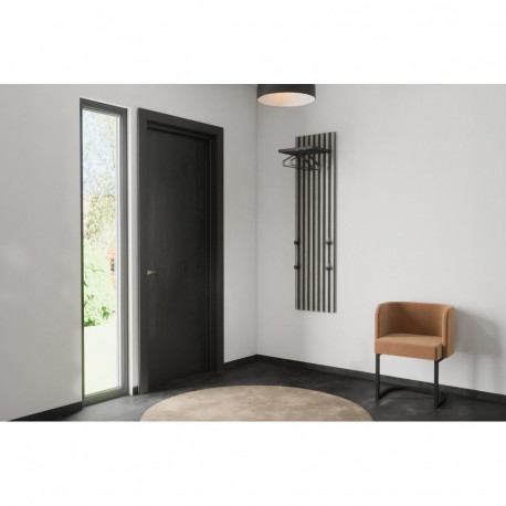 Riidenagi NIMES, must