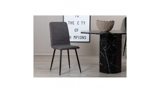 Söögitool Windu, hall