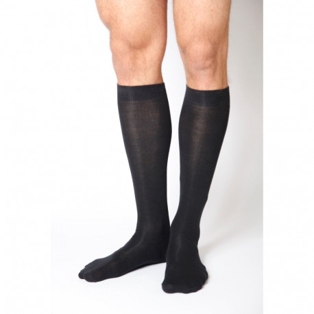 SOKISAHTEL KRISS mustad puuvillased põlvikud meestele 443, 446