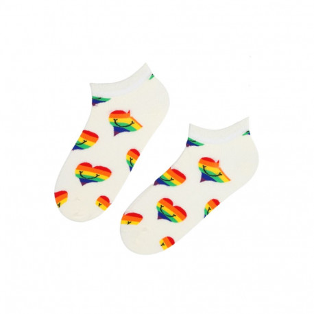 SOKISAHTEL HEARTS vikerkaare südametega madalad sokid 444