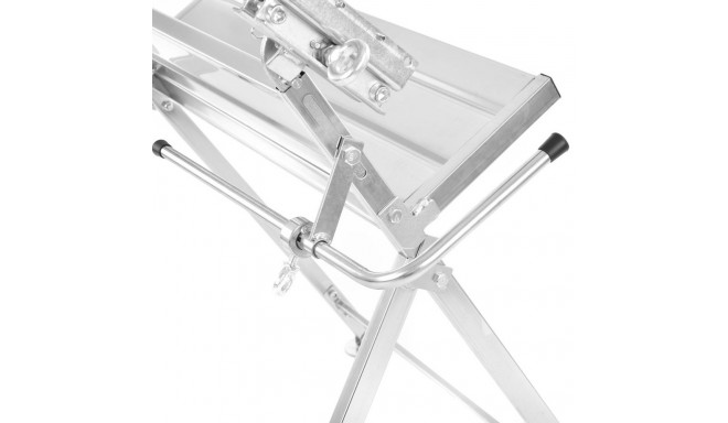 Saagimisalus mootorsae hoidikuga HECHT 902