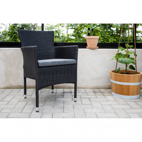 Aiatool MALINA, must/hall