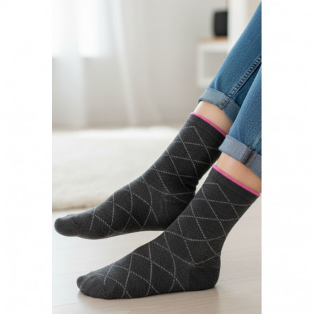 SOKISAHTEL ROMB hallid rombimustriga puuvillased sokid 444