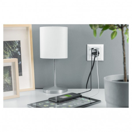 "DIGITUS Sicherheits-Steckdose Unterputzmontage USB Type-C/US"