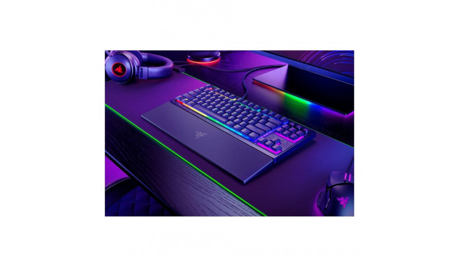 Razer klaviatuur Ornata V3 TKL DE paigutus