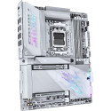 GIGABYTE X870E AORUS PRO X3D ICE - Socket AM5 - motherboard silver/white
