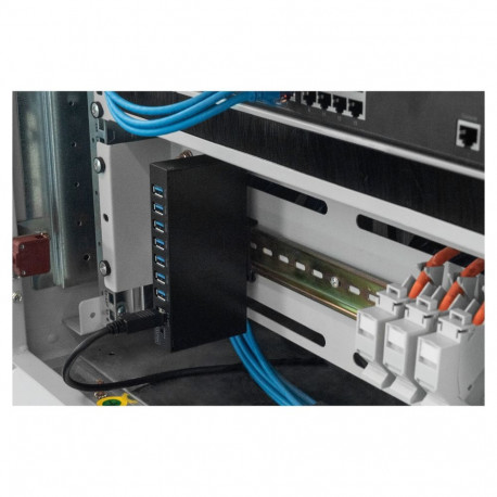 "Digitus DA-70258-1 USB 3.0 HUB 7-Port 7xUSB 3.0"