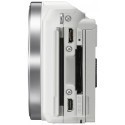 Sony a5000 + 16-50mm Kit, white