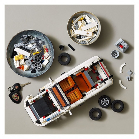 "LEGO Creator Porsche 911 10295"