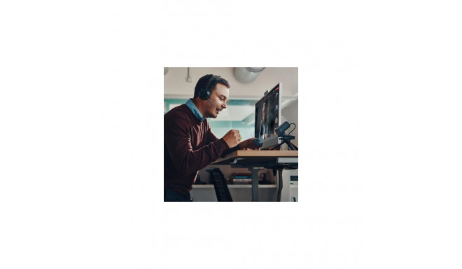 HP Poly Voyager Focus 2 USB-C-C Headset +USB-C/A Adapter