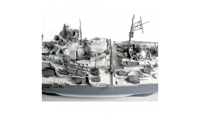 Model plastikust laev tirpitz 1:350