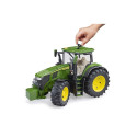 Traktor John Deere 7R 350