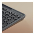 "Logitech SLIM SOLAR+ KEYBOARD"