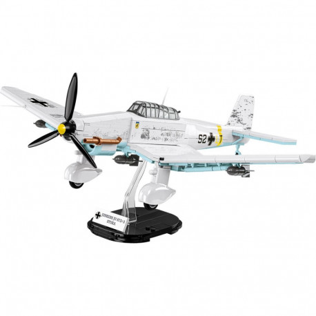 Junkers sukeldumispommitaja Ju 87D-3 stuka