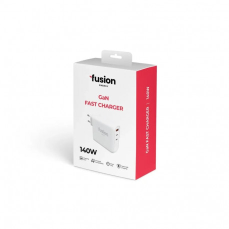 Fusion Energy charger | travel charger | 140W | USB-C, USB-A | white