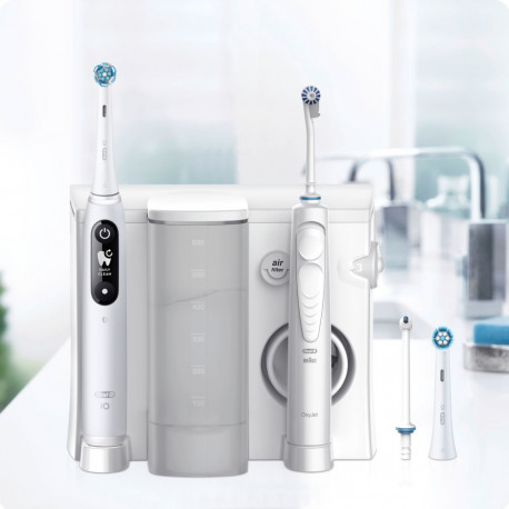 Oral-B Electric Toothbrush | iO6 & OxyJet | Rechargeable | For adults | Number of brush heads includ