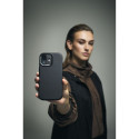 Decoded Leather Backcover iPhone 17 Black