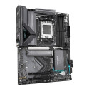 GIGABYTE X870 EAGLE WIFI7 Motherboard