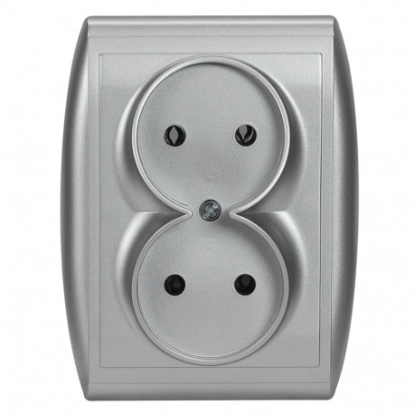 kahekordne süvistatav pistikupesa 2x2p, 16A, 250V, komplekt