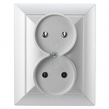 süvistatav kahekordne pistikupesa 2x2P, 16A, 250V