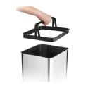 Touchless dust bin Lamart