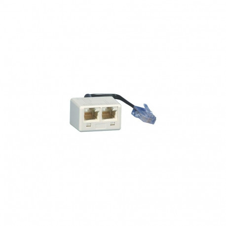 BTR NETCOM 130607440101-E network splitter White
