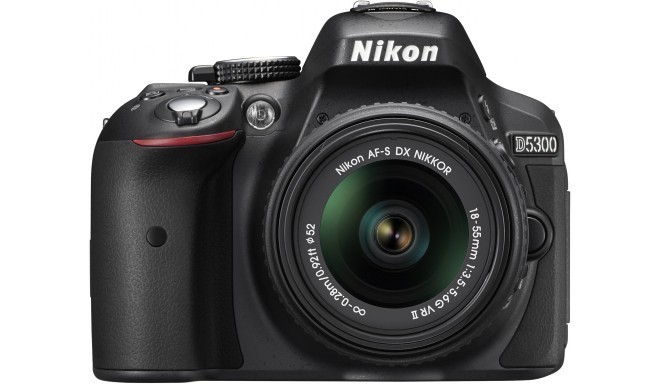 Nikon D5300 + 18-55mm VR II Kit, must