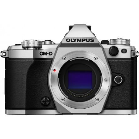 Olympus OM-D E-M5 Mark II + Tamron 14-150мм, серебристый