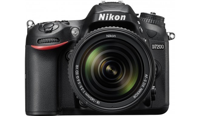 Nikon D7200 + 18-140mm VR komplekts
