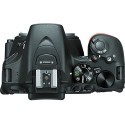 Nikon D5500 + Tamron 18-200mm VC